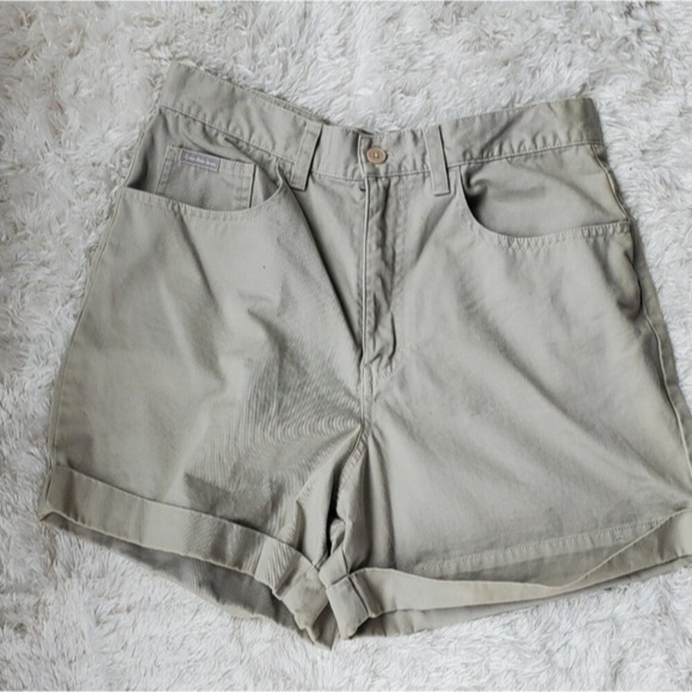 Vintage 1990s Calvin Klein khaki Rolled Cuffed Shorts size 10